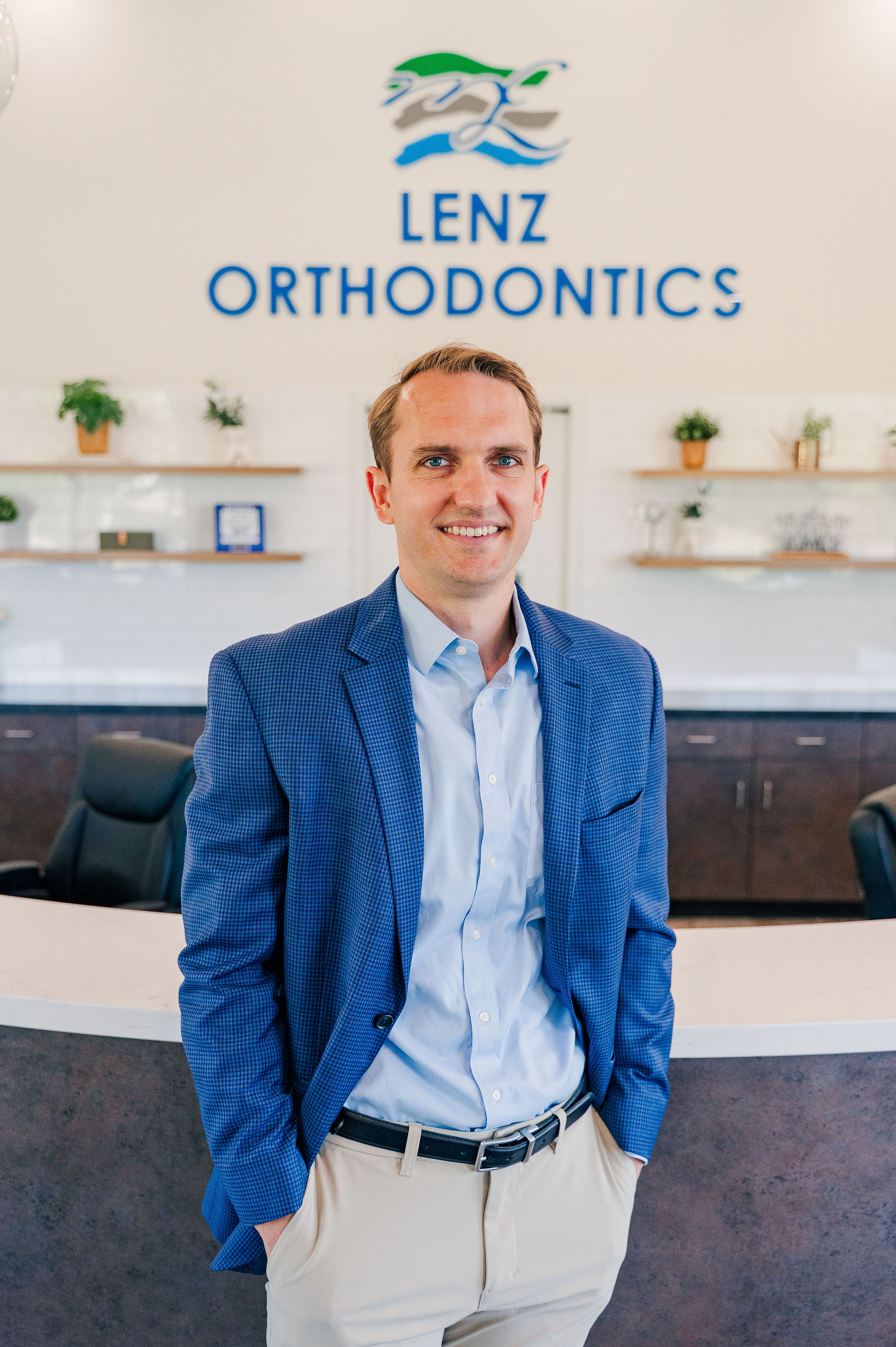 Dr. Mike Lenz